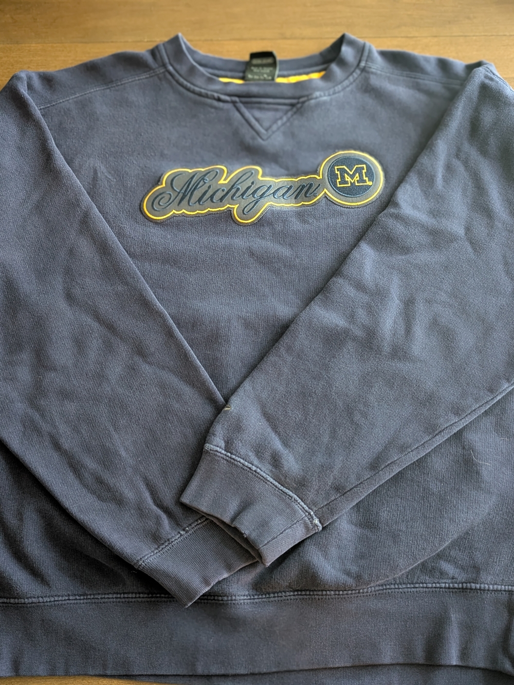 STARTER Navy Crewneck Sweatshirt with Yellow Logo Accent